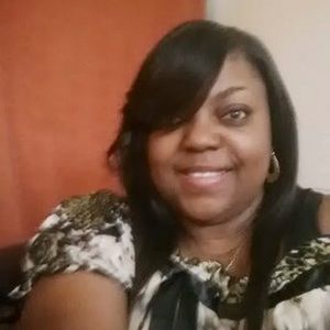 Meet your Posher, Yolanda